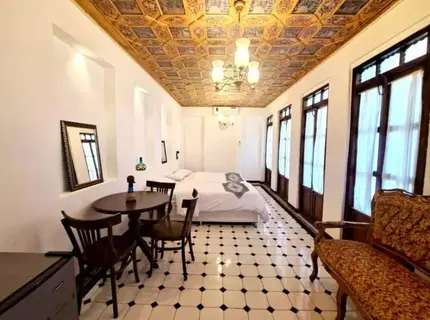 ستاره ونک