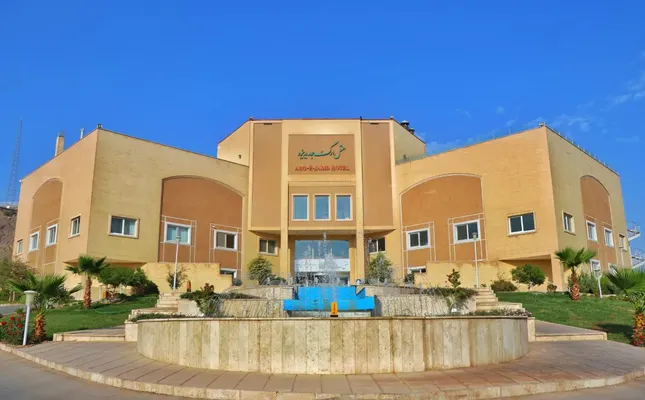 ستاره ونک