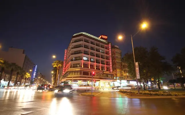 ستاره ونک