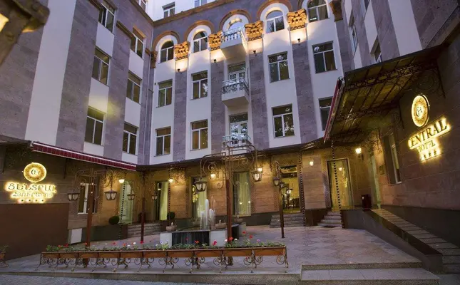 ستاره ونک